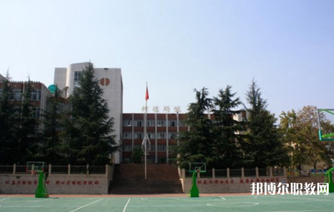 2023貴陽市信息技術技工學校多少錢 貴陽市信息技術技工學校各專業(yè)學費收費標準