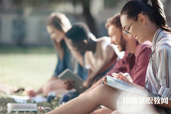 廣東哪里的職業學校能讀高星級飯店運營與管理專業