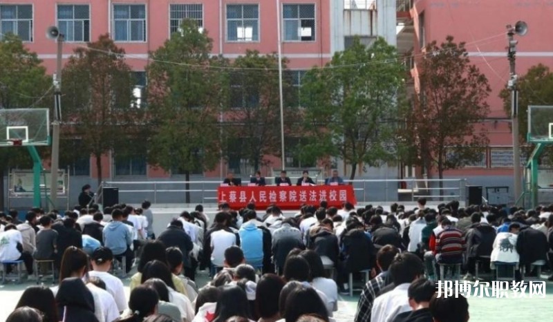 2024上蔡縣職業(yè)中等專業(yè)學(xué)校招生計(jì)劃 招生人數(shù)是多少(附要求、條件、對(duì)象)