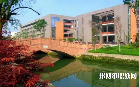 2024桂林市藝術學校招生計劃 招生人數是多少(附要求、條件、對象)