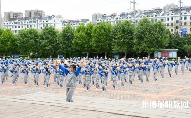 青島西海岸新區黃海職業學校怎么樣、好不好