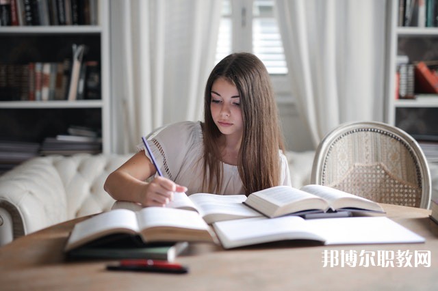 貴州哪里的職業(yè)學(xué)校能讀物聯(lián)網(wǎng)技術(shù)應(yīng)用專(zhuān)業(yè)
