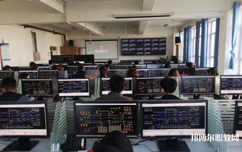 甘肅2025年在鐵路學校學什么專業好